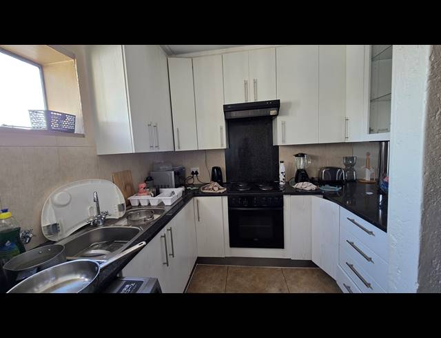 2 BEDROOM SECTIONAL TITLE FOR SALE IN MULBARTON
